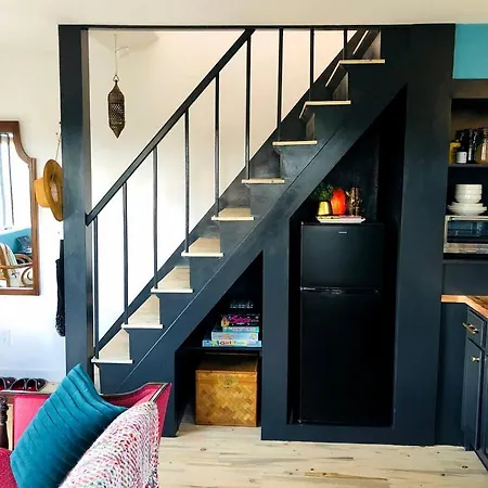 Vibrant Two-story For A Unique Glamping Getaway In Santa Fe, New Mexico Holiday home Santa Fe